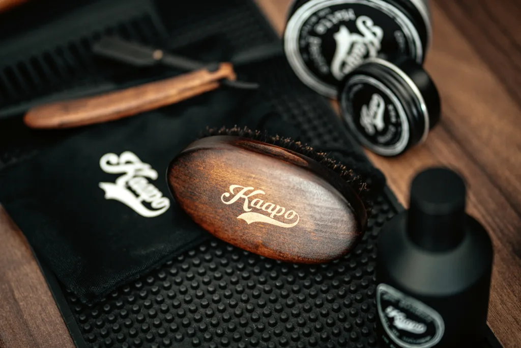 Kartáč na vousy Kaapo