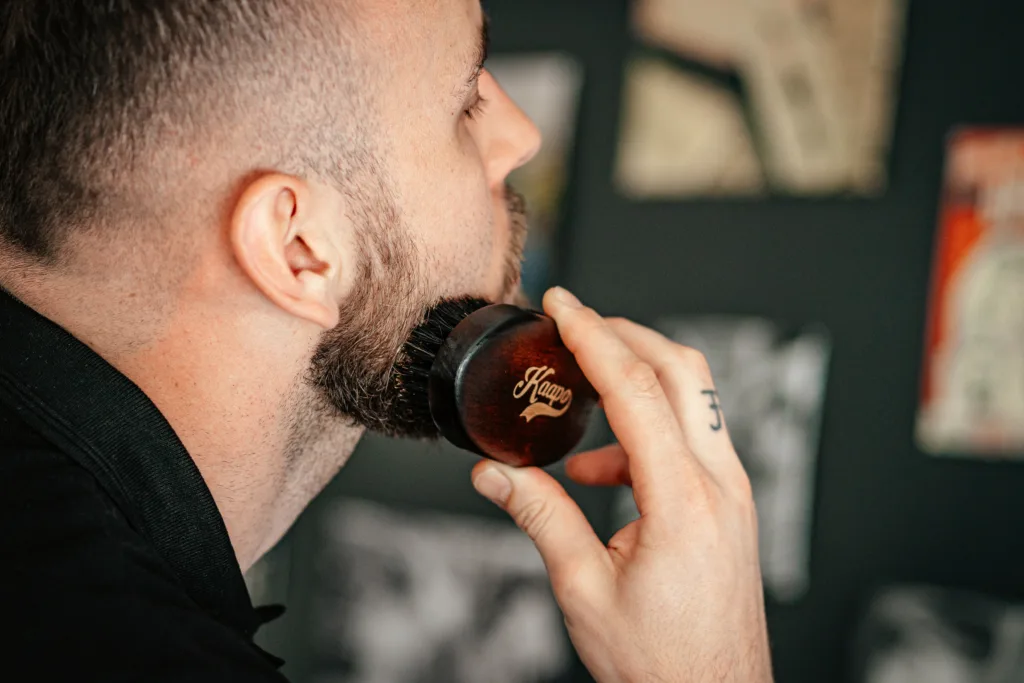 Kartáč na vousy Kaapo